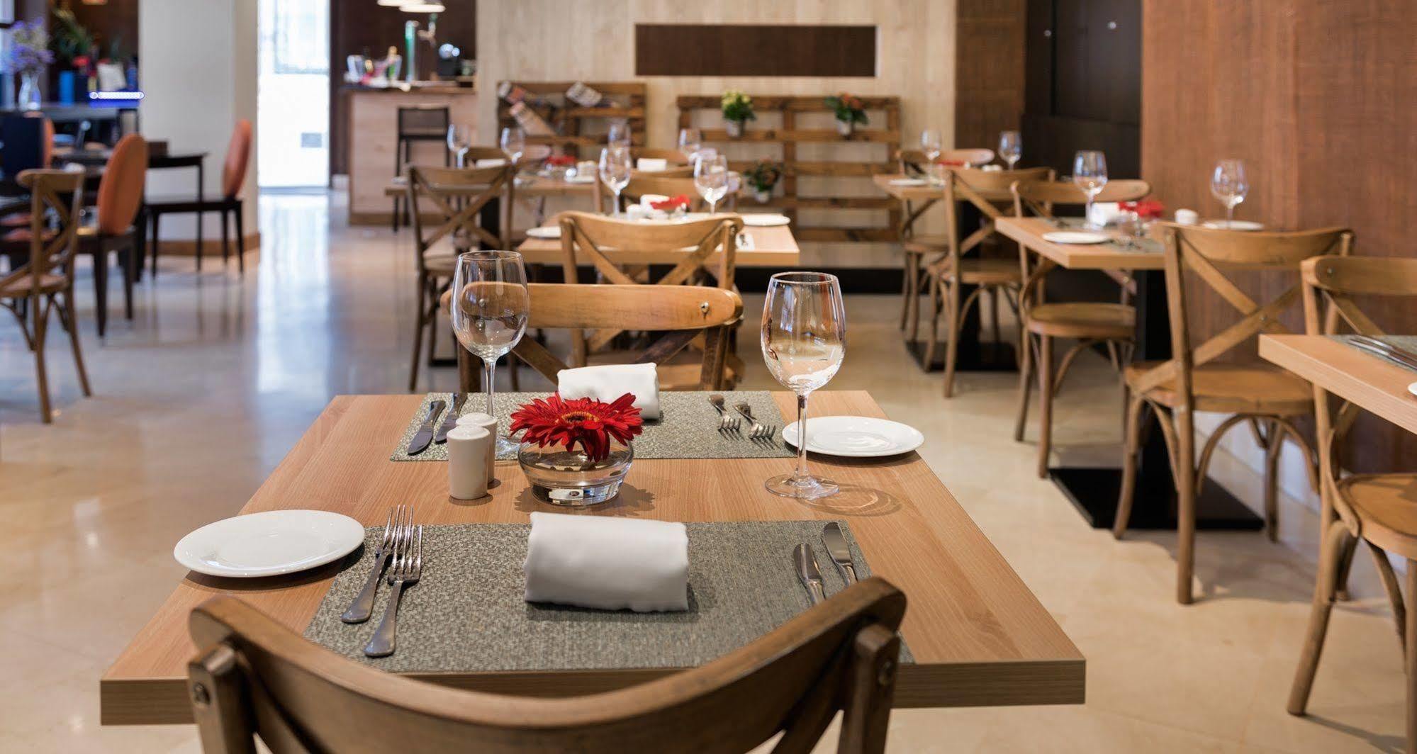 Ac Hotel By Marriott Cartagena 4*